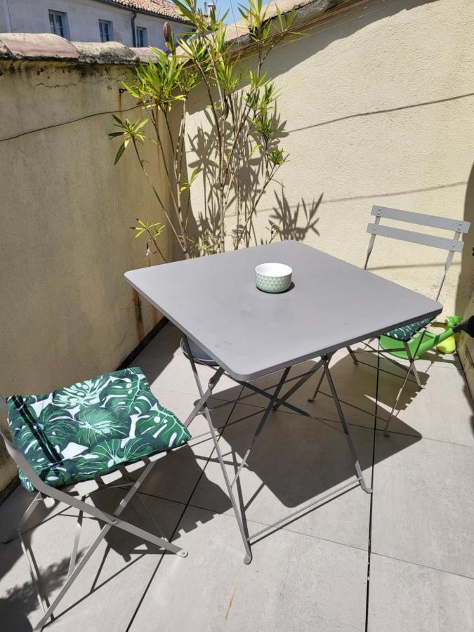 La Dolce Vita Nimoise Terrasse 100 M Des Arenes Ним Экстерьер фото